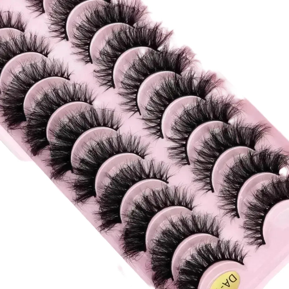 Bold Cat-Eye Lashes for Event Makeup — DA-4