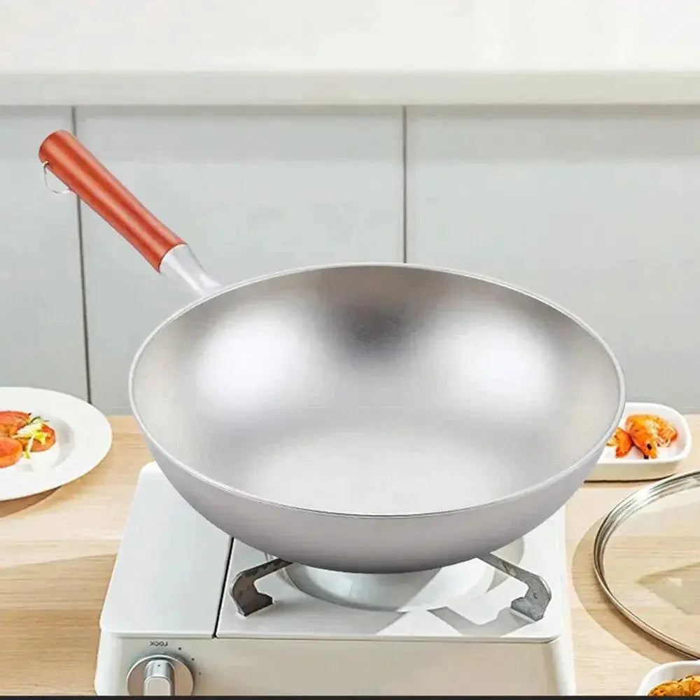 Eco Friendly Pure Titanium Non Stick Wok For Gas Stoves