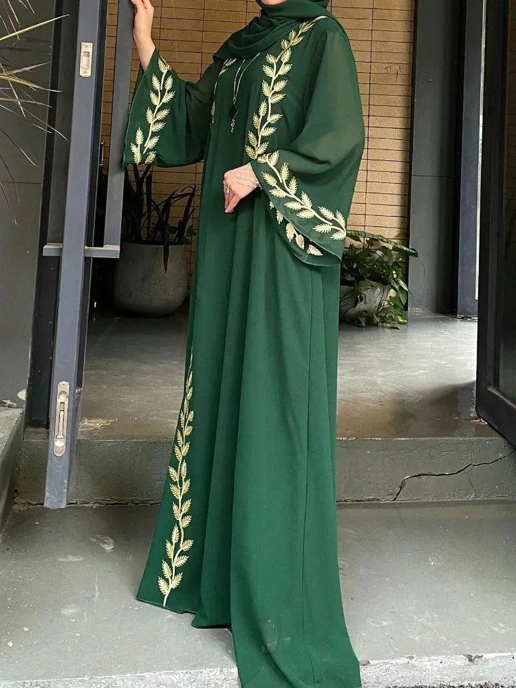 Dubai Style Abaya Dress With Exquisite Embroidery For Eid