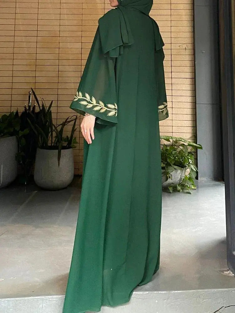 Dubai Style Abaya Dress With Exquisite Embroidery For Eid