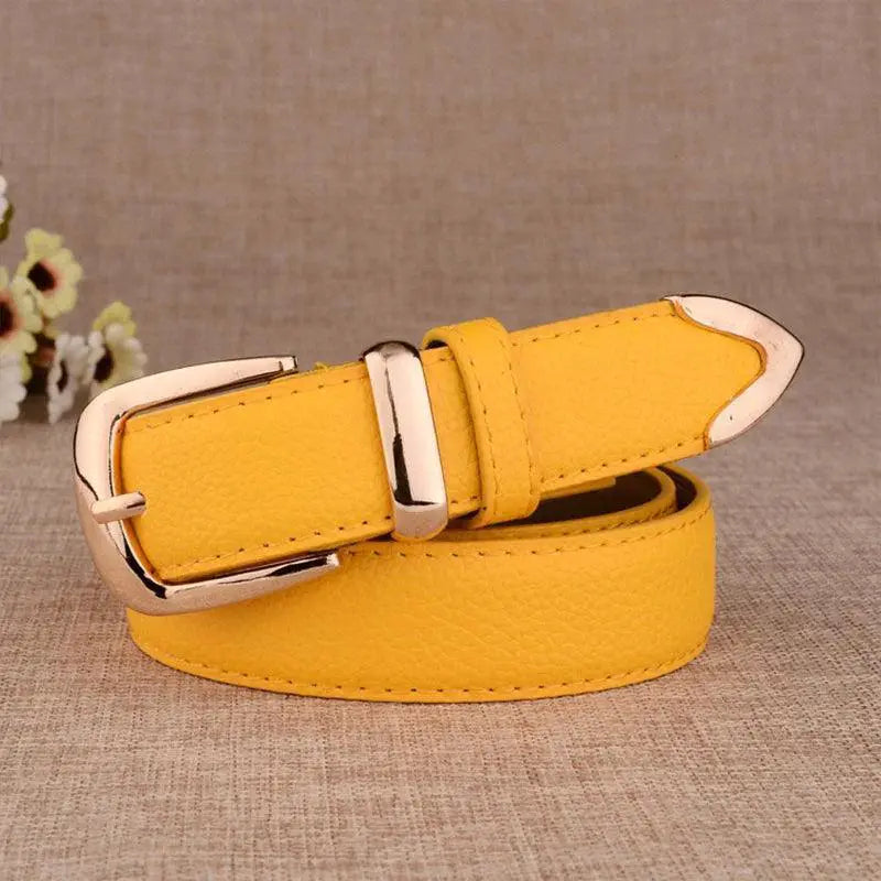 Elegant Genuine Leather Belt With Stylish Gold Buckle