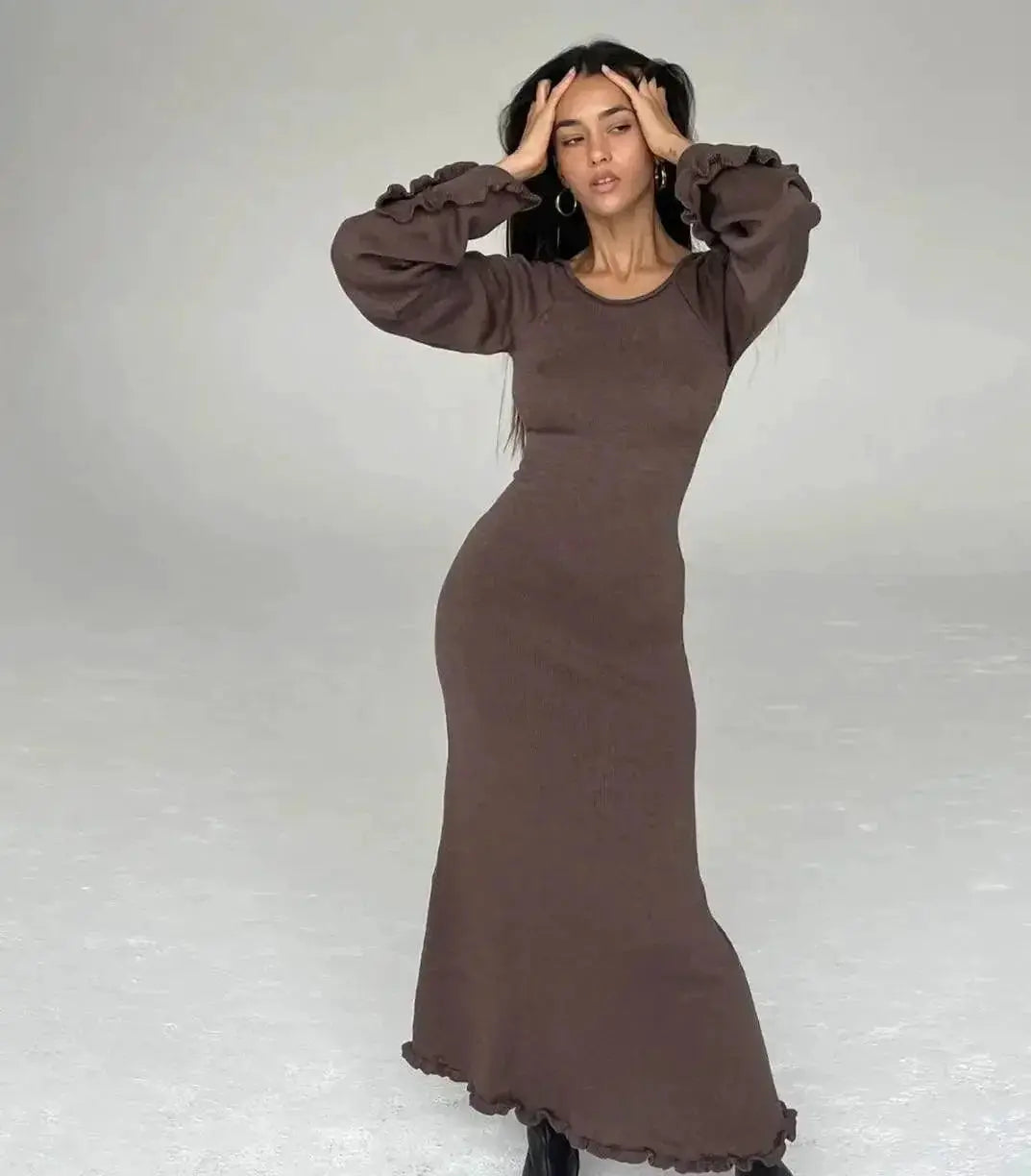 Elegant Knitted Sweater Maxi Dress With Flare Sleeves