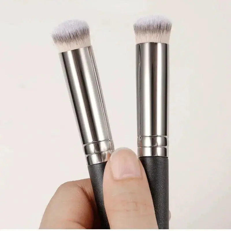 Flawless Contour And Blush Brush Set For Professional Makeup