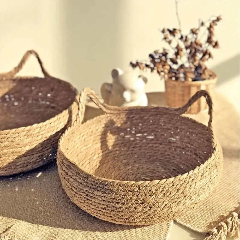 Four Seasons Woven Cat Bed With Removable Upholstery