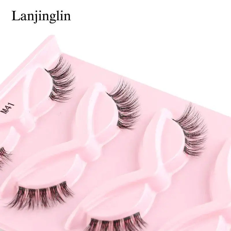 Glamorous 3D False Eyelashes For Natural Beauty Eyes