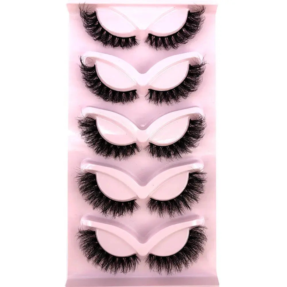 Glamorous Cat Eye 3D Mink Lashes Set For Captivating Look