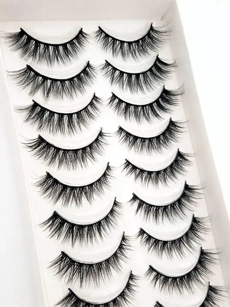 Gorgeous Handmade Synthetic False Eyelashes for Bold Eyes