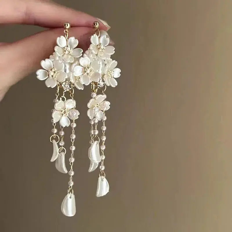 Imitation Pearl Flower Fringe Long Dangle Earrings For Women