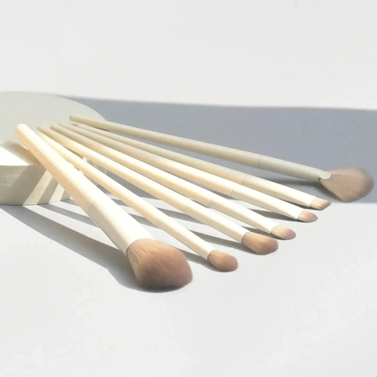 Flawless Cosmetic Brush Kit for Pros — 14PCS Green