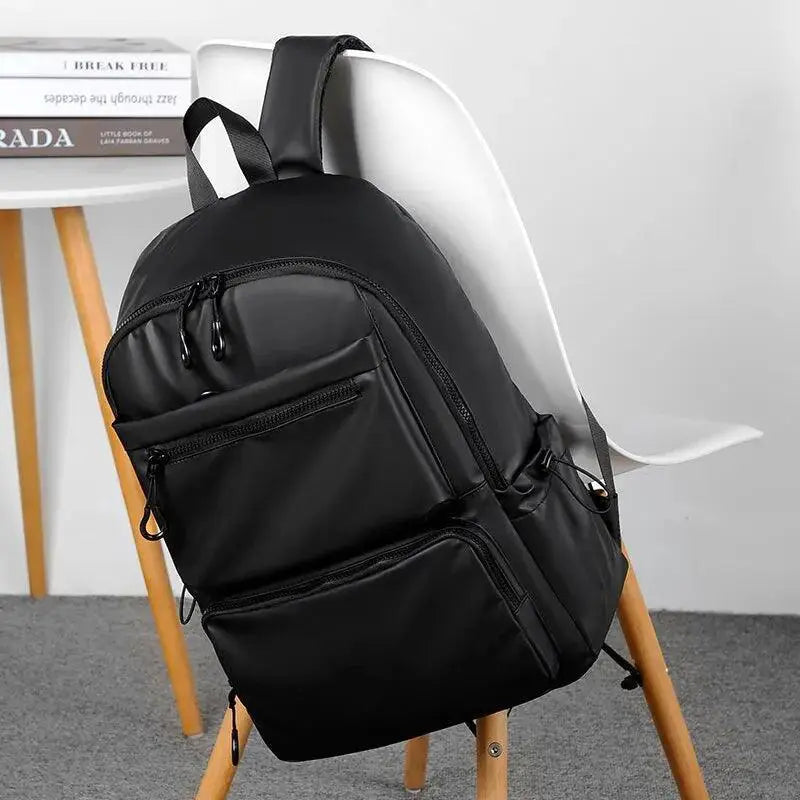 Large Capacity 14 Inch Men And Women Backpack For Travel
