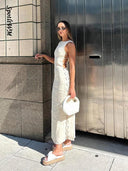 Linen Maxi Dress: Elegant Sleeveless Style for Comfort
