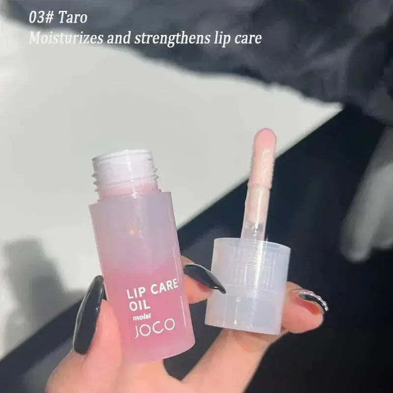 Luminous Lip Plumper With Multiple Fragrance Options