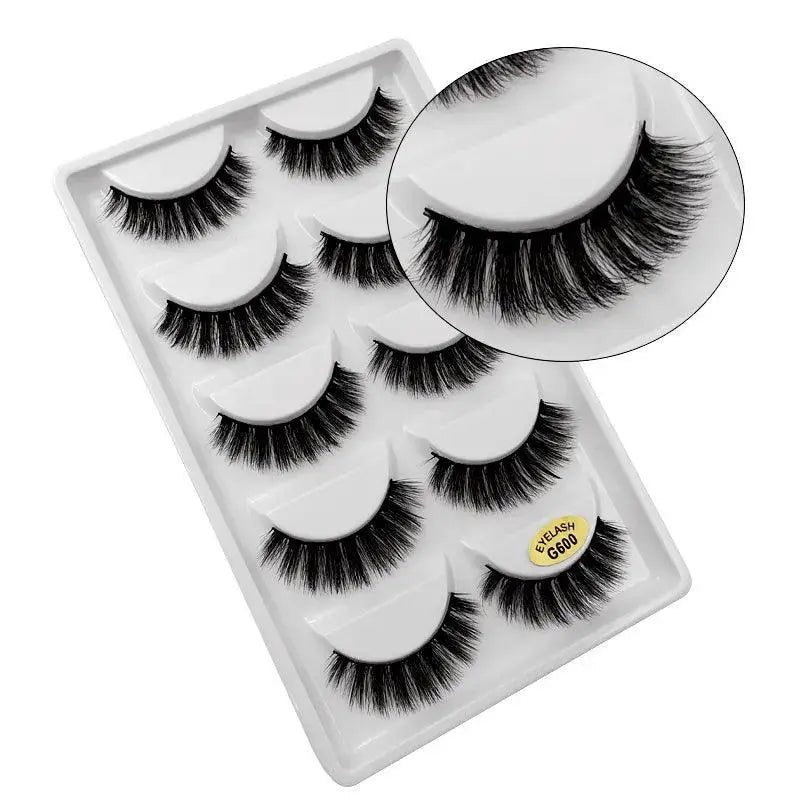 Luxe Wispy Mink Eyelashes Set For Glam Eye Looks — product view 18