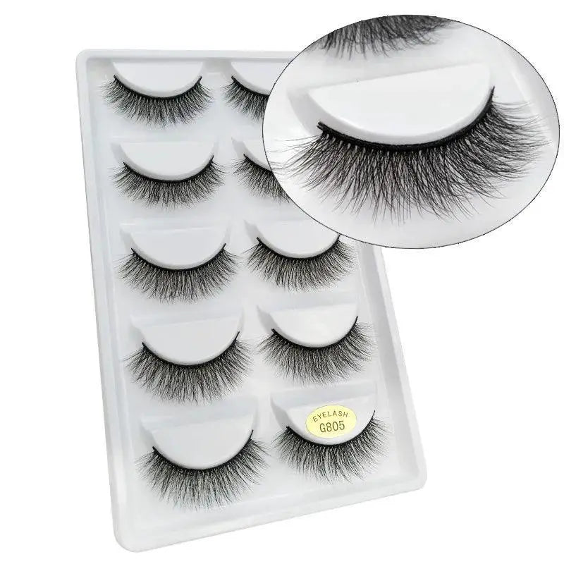 Luxe Wispy Mink Eyelashes Set For Glam Eye Looks — product view 9