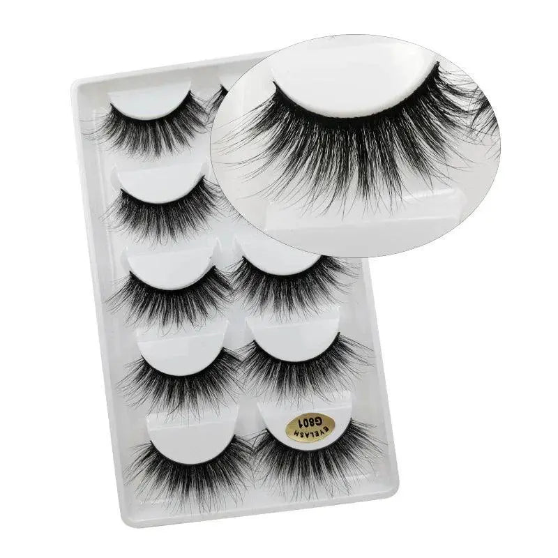 Luxe Wispy Mink Eyelashes Set For Glam Eye Looks — product view 15