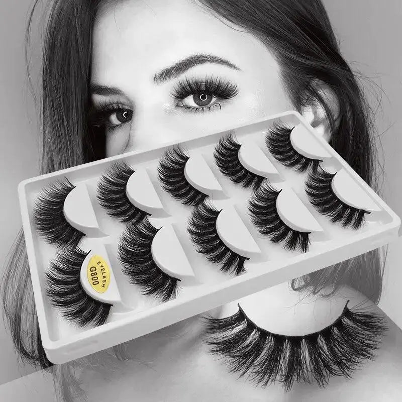 Luxe 3D Wispy Mink Eyelashes Set For Glam Eye Looks