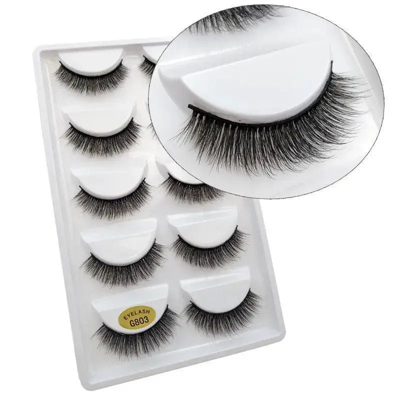 Luxe Wispy Mink Eyelashes Set For Glam Eye Looks — product view 17