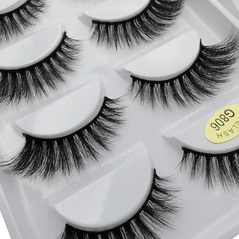 Luxe 3D Wispy Mink Eyelashes Set For Glam Eye Looks