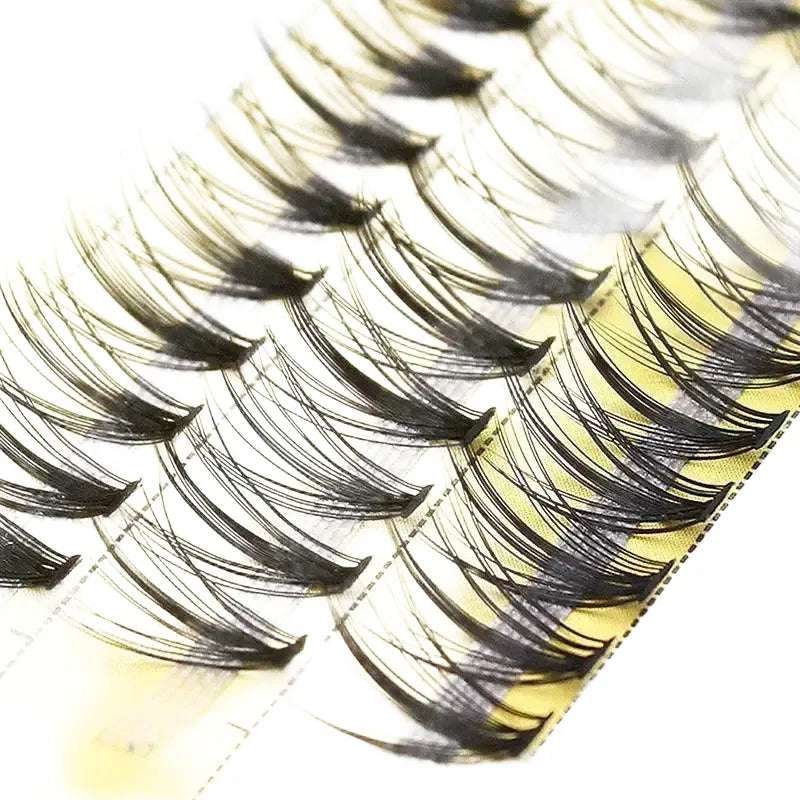Luxurious Russian Volume Mink Eyelash Extensions — product view 1