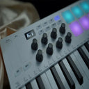 MVAVE USB MIDI Keyboard Controller 25 Keys 8 Drum Pads