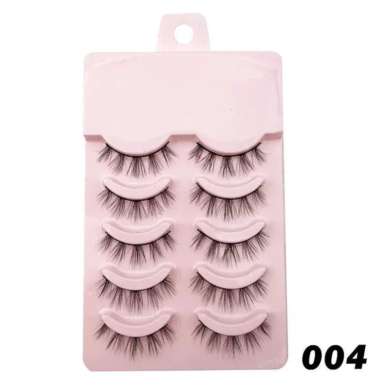 False Eyelashes for Everyday Glamour — 6