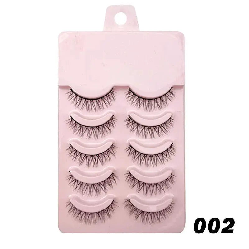 False Eyelashes for Everyday Glamour — 25
