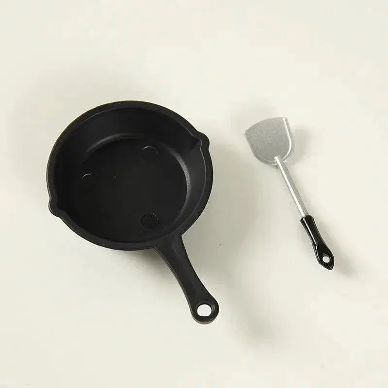 Miniature One Twelfth Dollhouse Fry Pan And Spatula Set