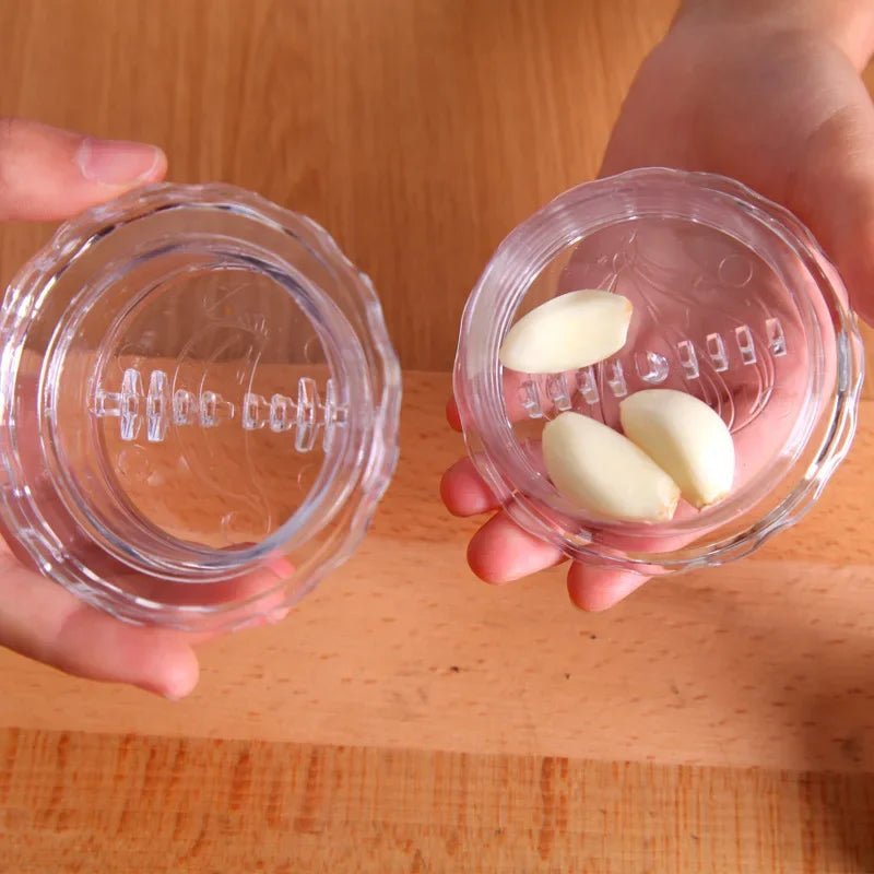 Multifunctional Garlic Press And Chopper Roll Crusher Manual Kitchen Gadget