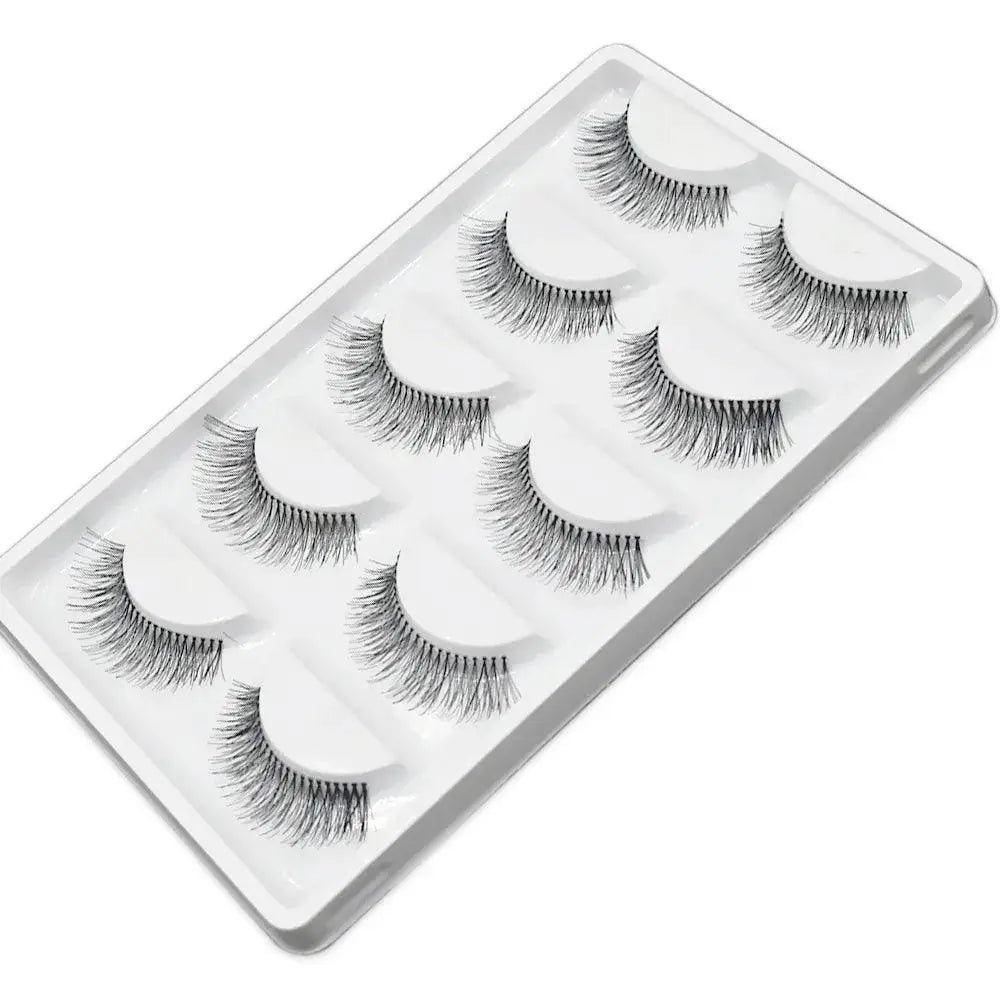 Natural Black Sparse Eyelashes For Effortless Eye Look
