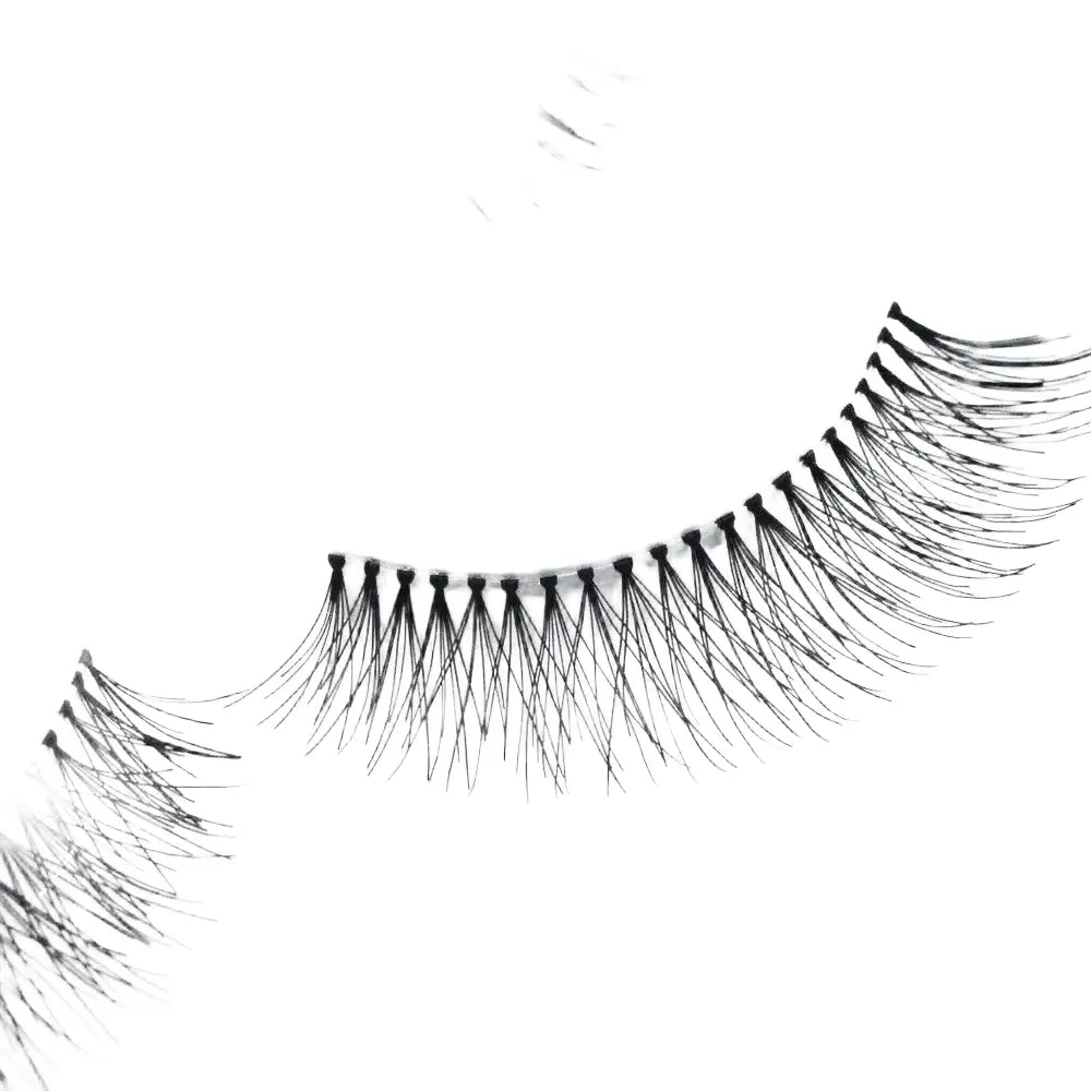 Natural Black Sparse Eyelashes For Eye Look — product view 1