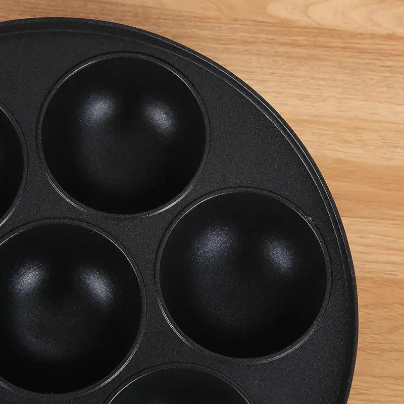 Non - Stick 7 - Hole Cast Iron Omelette Pan For Perfect Cooking