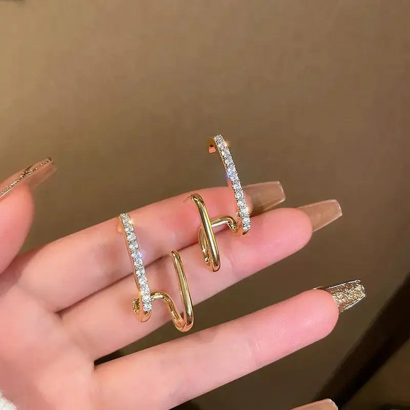 Chic Korean Claw Stud Earrings With Irregular Pearls
