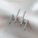 Chic Claw Earrings for Women with Pearls