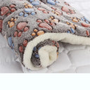 Cozy Winter Pet Bed for Cats and Dogs