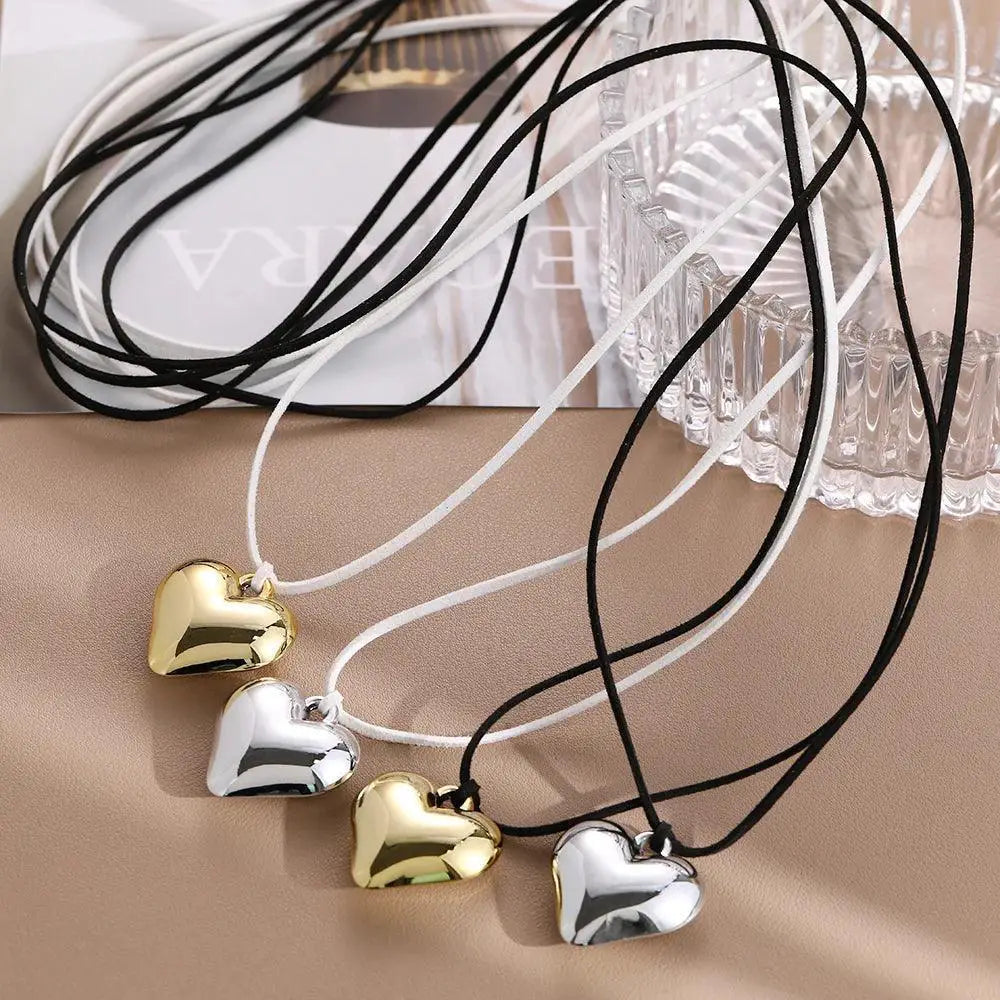 Heart Velvet Choker Necklace With Gothic Bow Detail