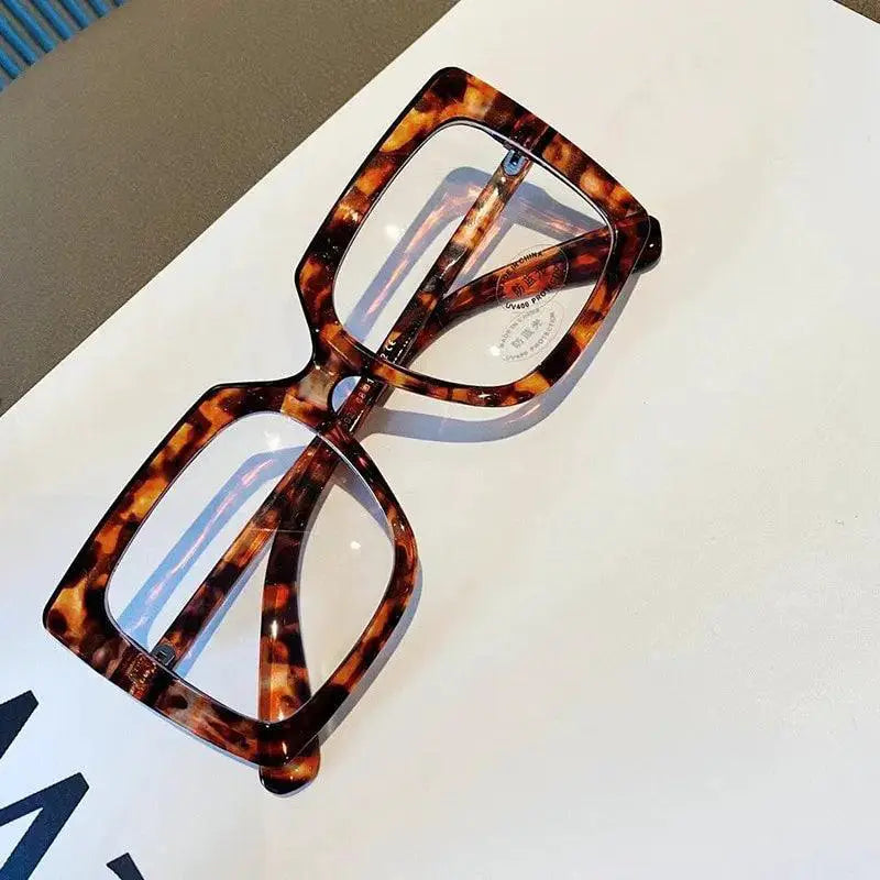 Blue Light Blocking Glasses for Women Trendy Eyewear