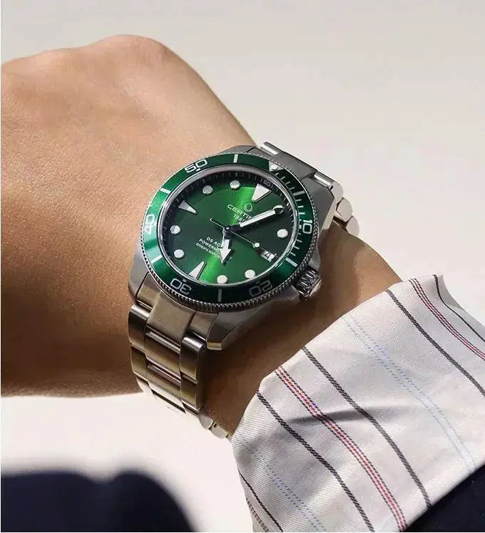 Luxury Stainless Steel Sports Watch For Business Elegance
