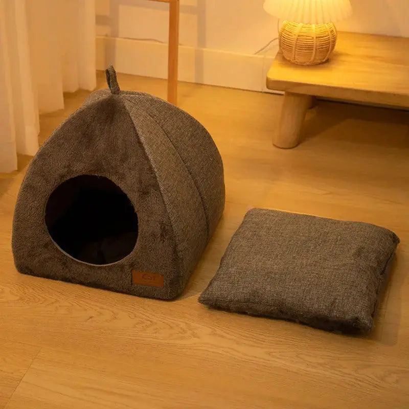 Cozy Cat House Warm Semi Enclosed Pet Kennel for Sleep