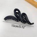 Elegant Black Hair Clip with Korean Letter Detail Design