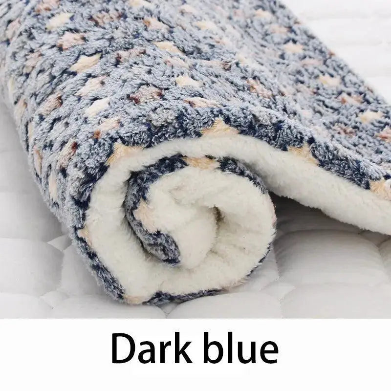 Cozy Pet Blanket Soft Warm Fleece Bear Pattern Pad Cover