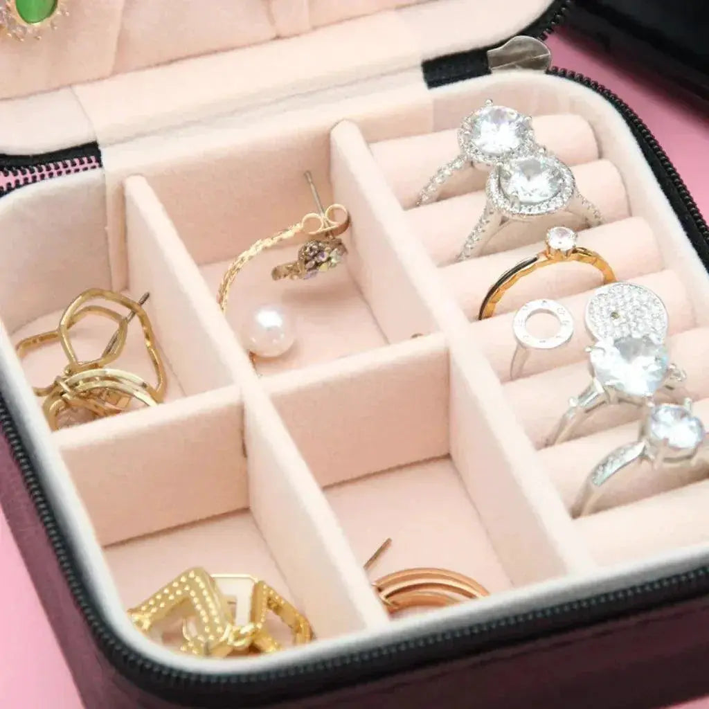 Mini Jewelry Organizer Travel Case for Elegant Storage