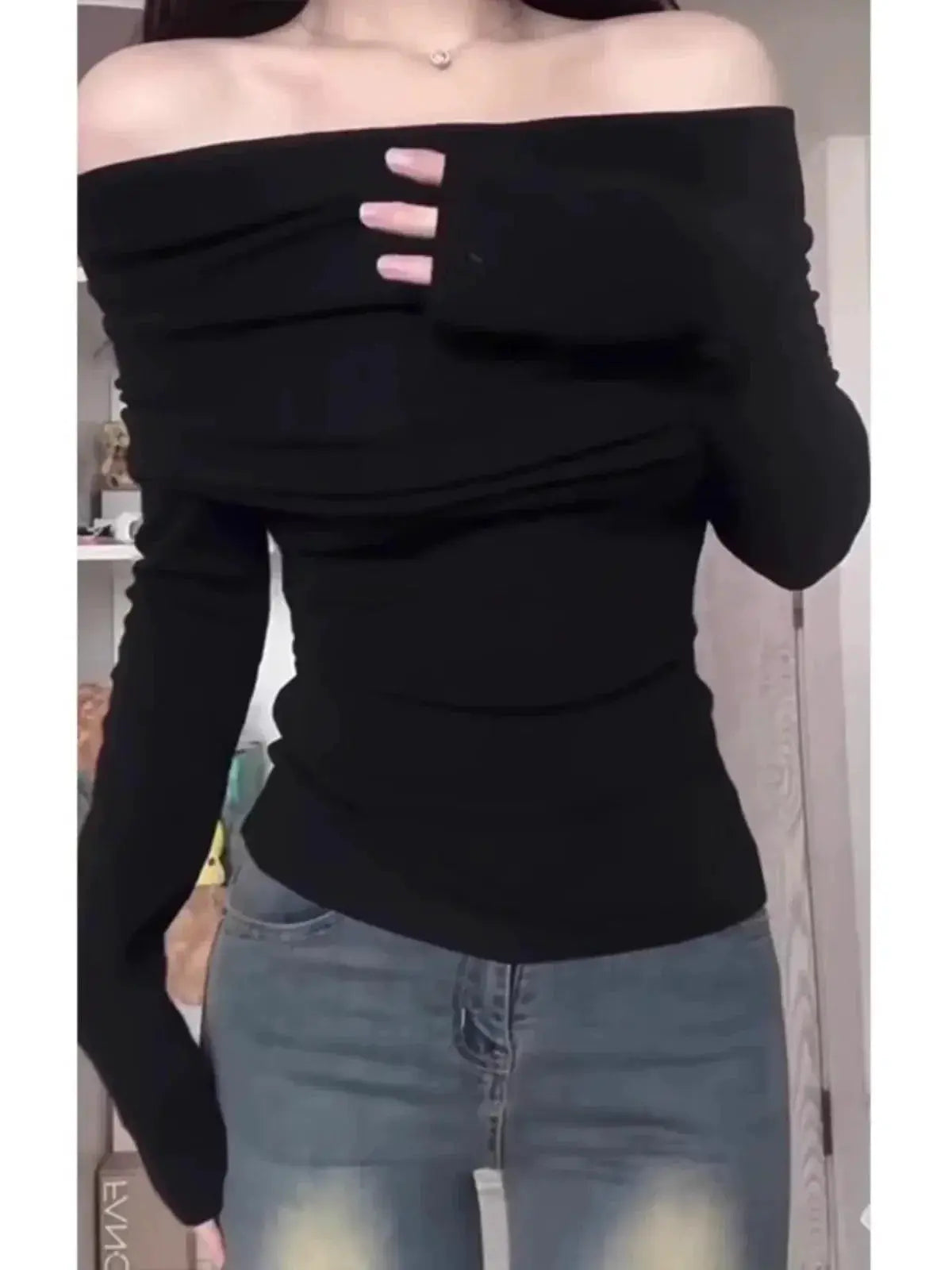 Elegant Off-The-Shoulder Sweater Winter Fashion Statement