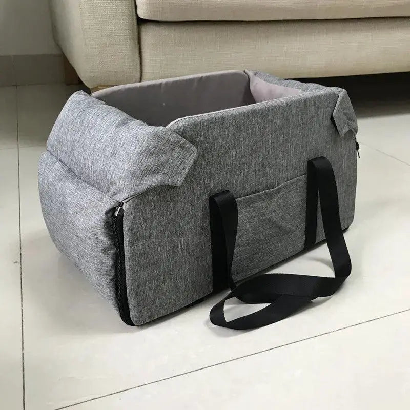Luxury Central Control Pet Car Seat For Comfortable Travel