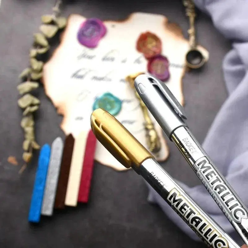 Metallic Gold And Silver Marker Set For DIY Crafting