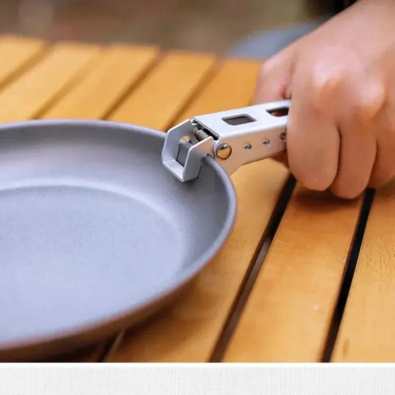Outdoor AntiScald Pan Clip Gripper For Safe Cooking