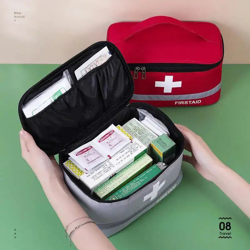 Outdoor First Aid Kit Organizer Portable Rescue Bag Storage