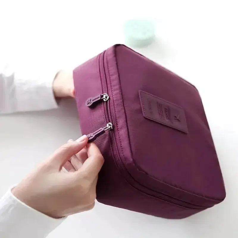 Outdoor Travel Cosmetic Bag Waterproof Makeup Case For Women