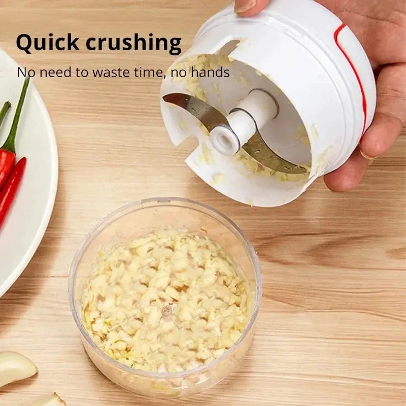 Palm Sized Garlic Grinder Handheld Kitchen Tool For Effortless Prep