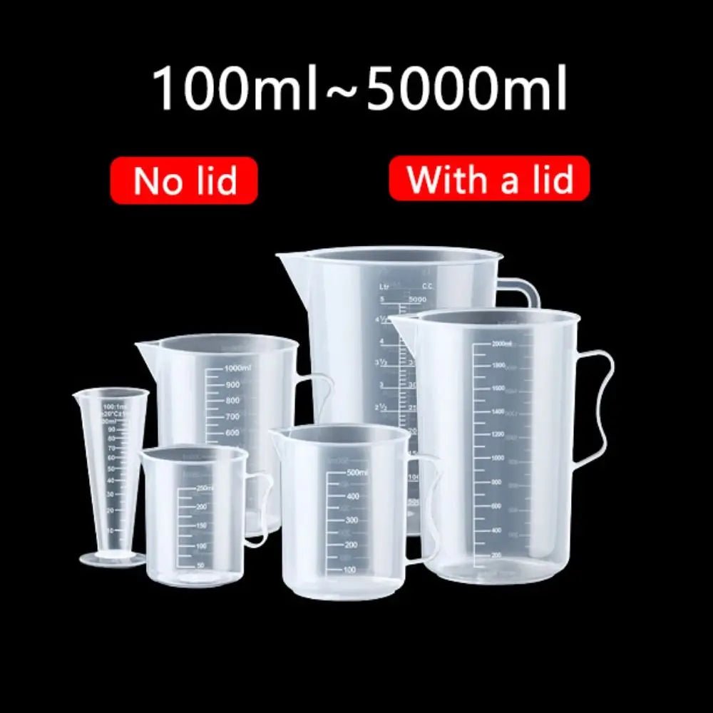 Plastic Graduated Measuring Cup Large Capacity Beaker With Lid Transparent Grade