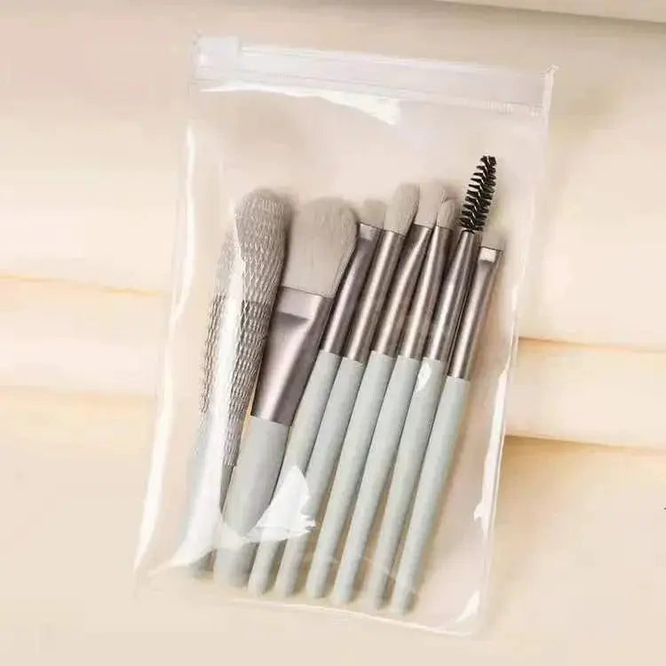 Portable Makeup Brush Set 8 Essential Brushes Flawless